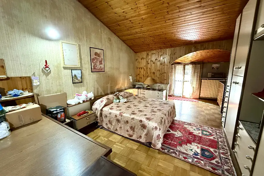 Casa Indipendente in vendita di 166 mq a €215.000 (rif. 18/2026)