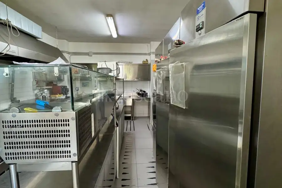 Negozio in affitto di 110 mq a €3.500 (rif. 53/2025)