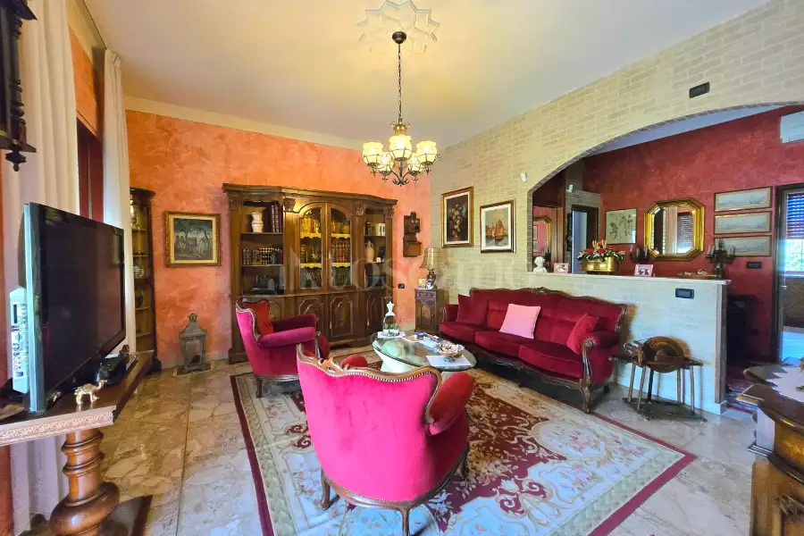 Villa Bifamiliare in vendita di 200 mq a €419.000 (rif. 35/2025)
