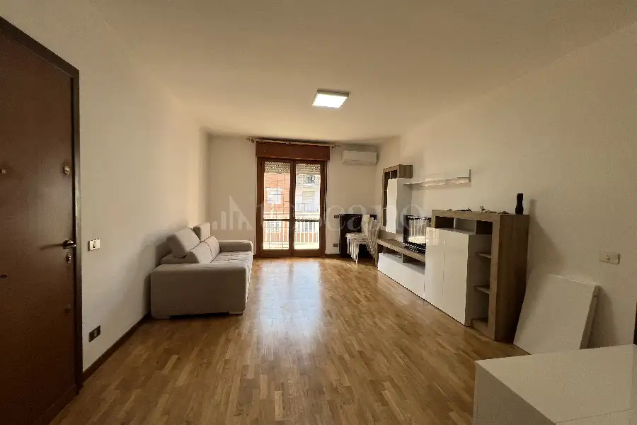 Casa in affitto di 90 mq a €1.000 (rif. 18/2026)