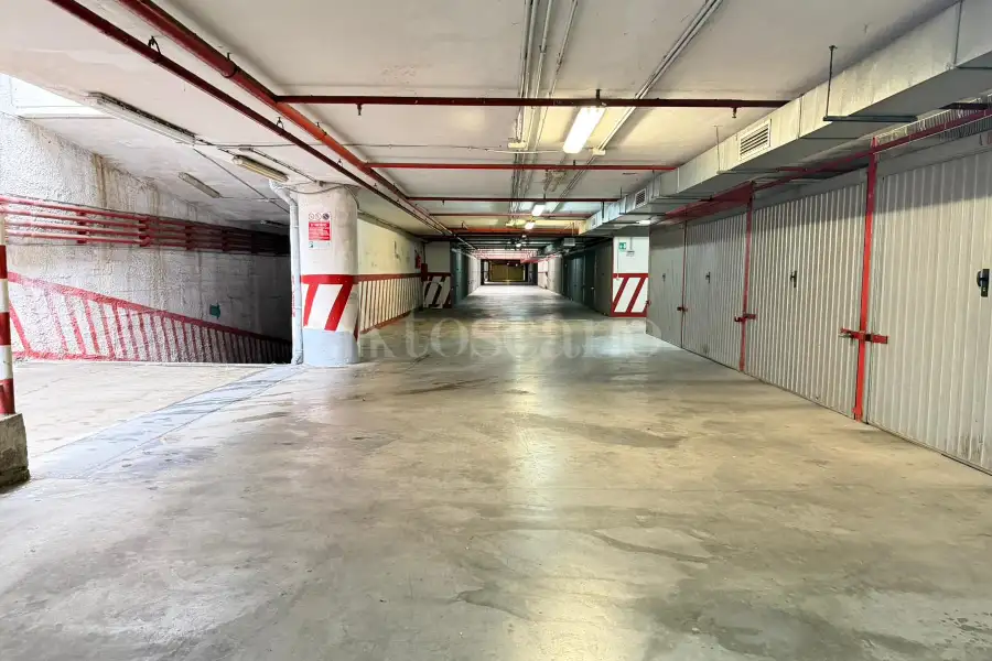 Box in vendita di 17 mq a €50.000 (rif. 1/2026)