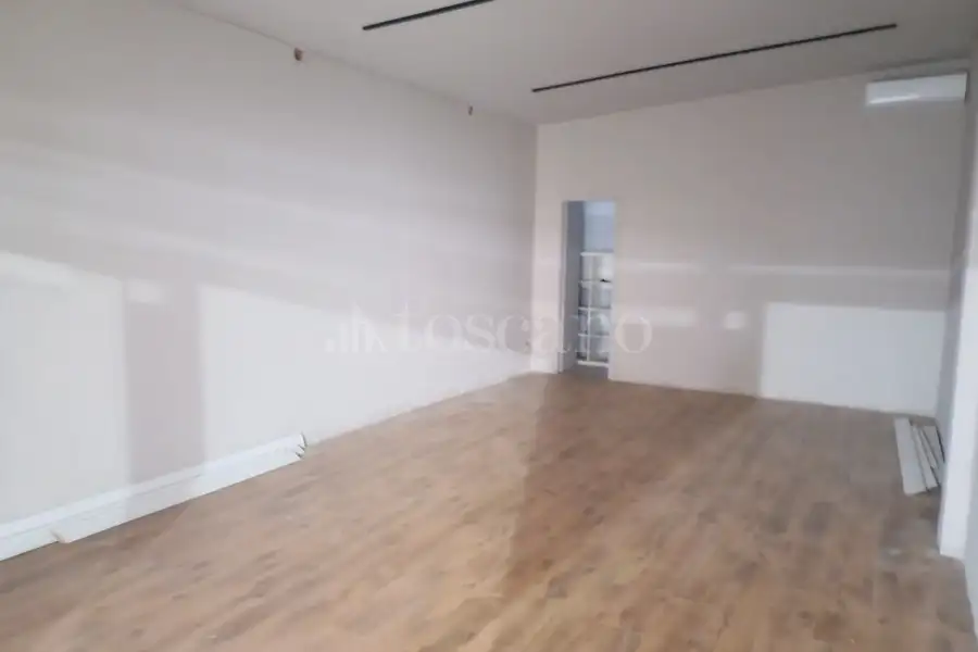 Negozio in vendita di 42 mq a €95.000 (rif. 36/2025)