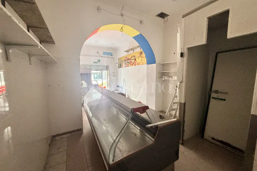Negozio in vendita di 65 mq a €105.000 (rif. 51/2026)