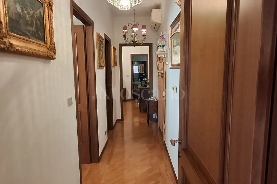 Casa in affitto di 150 mq a €2.500 (rif. 25/2026)