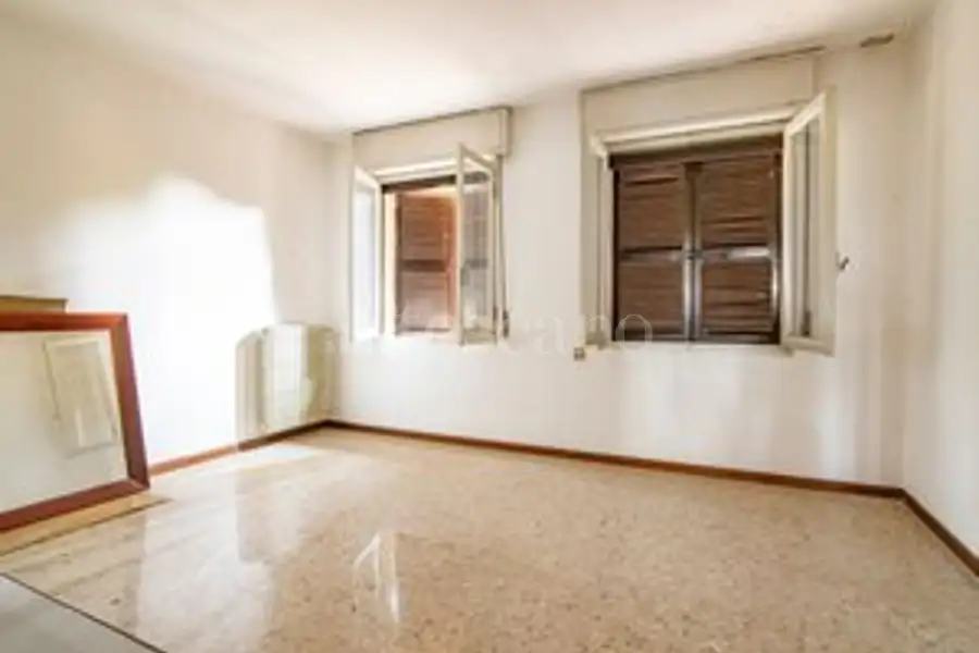 Casale in vendita di 450 mq a €450.000 (rif. 22/2026)