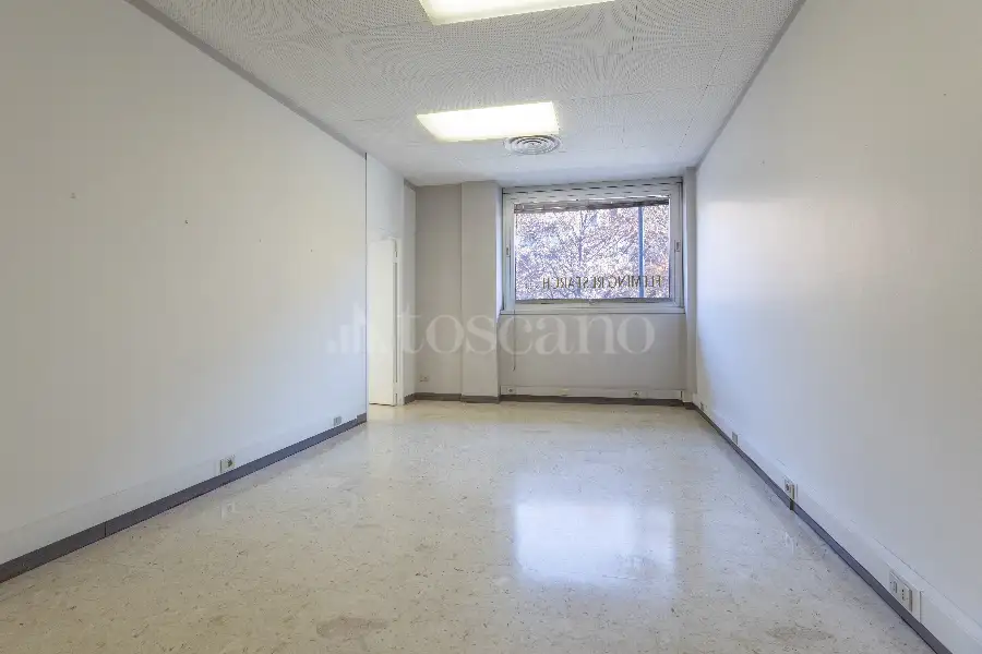 Casa in vendita di 255 mq a €1.790.000 (rif. 137/2025)