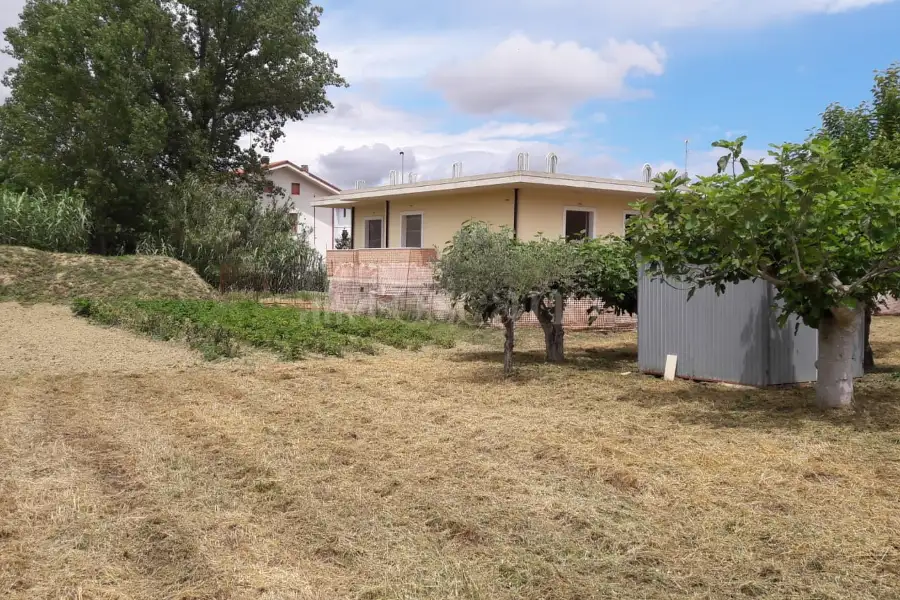 Edificabile Residenziali in vendita di 2.528 mq a €170.000 (rif. 34/2024)