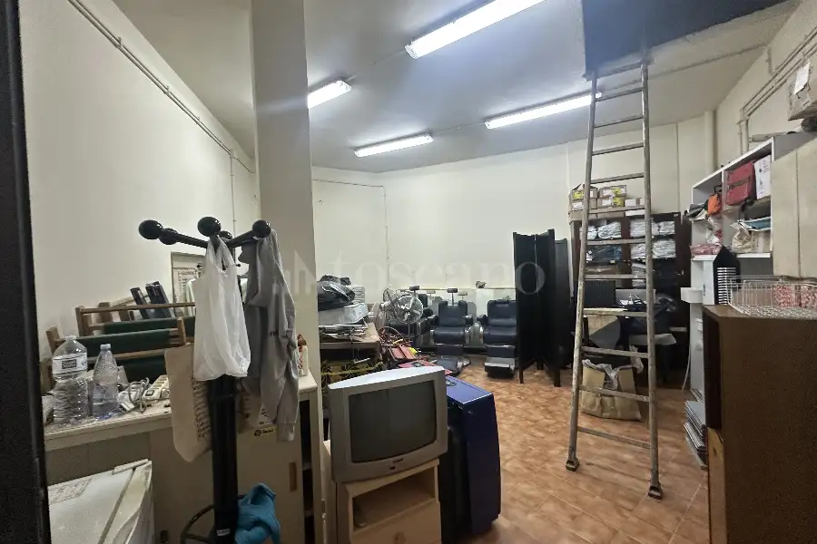 Box in vendita di 264 mq a €450.000 (rif. 45/2025)