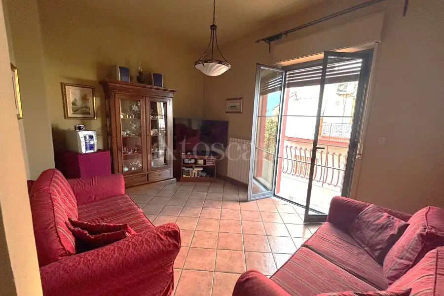 Palazzo in vendita di 270 mq a €430.000 (rif. 166/2025)