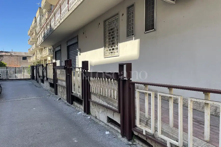 Negozio in affitto di 70 mq a €500 (rif. 14/2026)