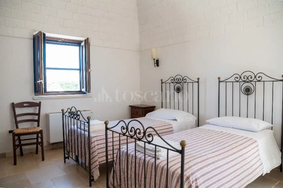 Villa in vendita di 1.500 mq a €2.200.000 (rif. 19/2025)