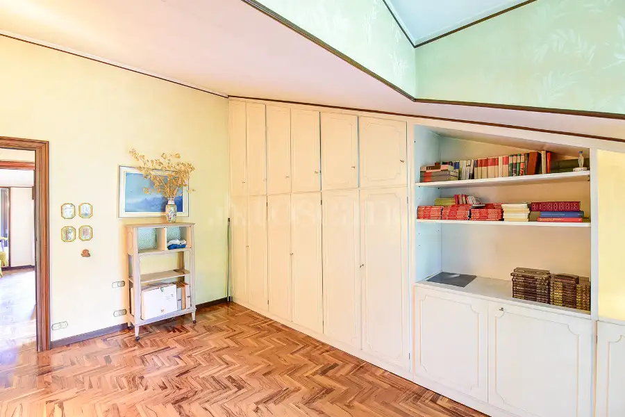 Villa in vendita di 240 mq a €440.000 (rif. 35/2026)