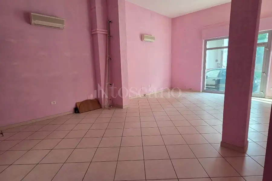 Negozio in vendita di 68 mq a €58.000 (rif. 30/2026)