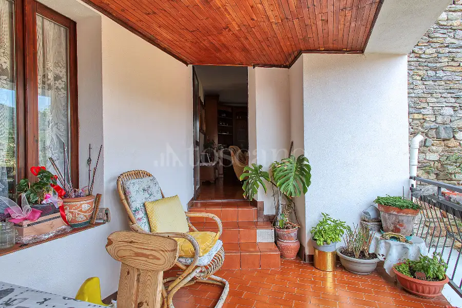 Casa Indipendente in vendita di 500 mq a €360.000 (rif. 21/2026)
