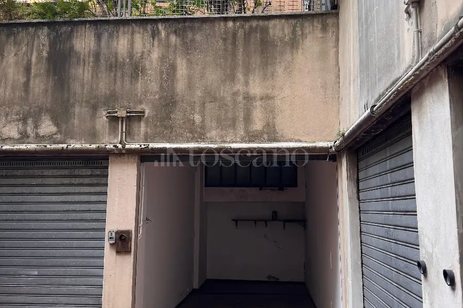 Box in affitto di 13 mq a €375 (rif. 68/2026)