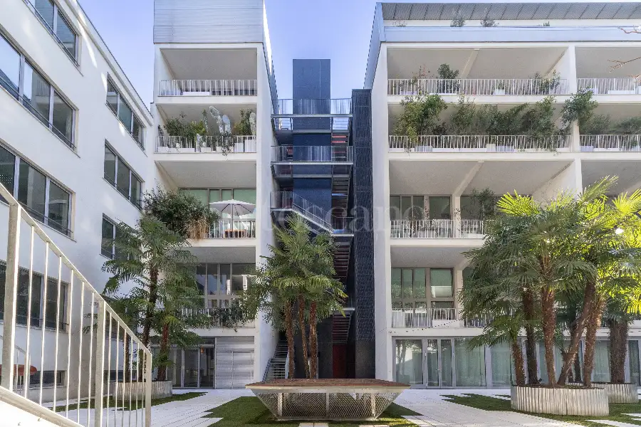 Attico in vendita di 200 mq a €695.000 (rif. 126/2025)