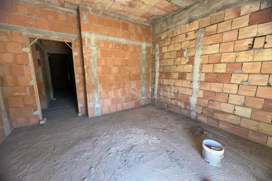 Casa in vendita di 140 mq a €78.000 (rif. 12/2025)