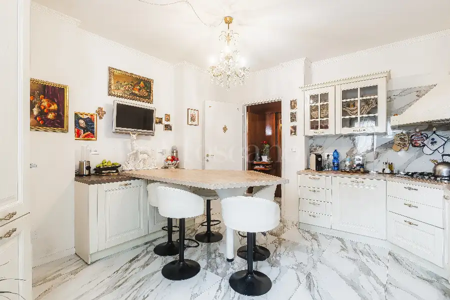 Superattico in vendita di 250 mq a €490.000 (rif. 66/2025)