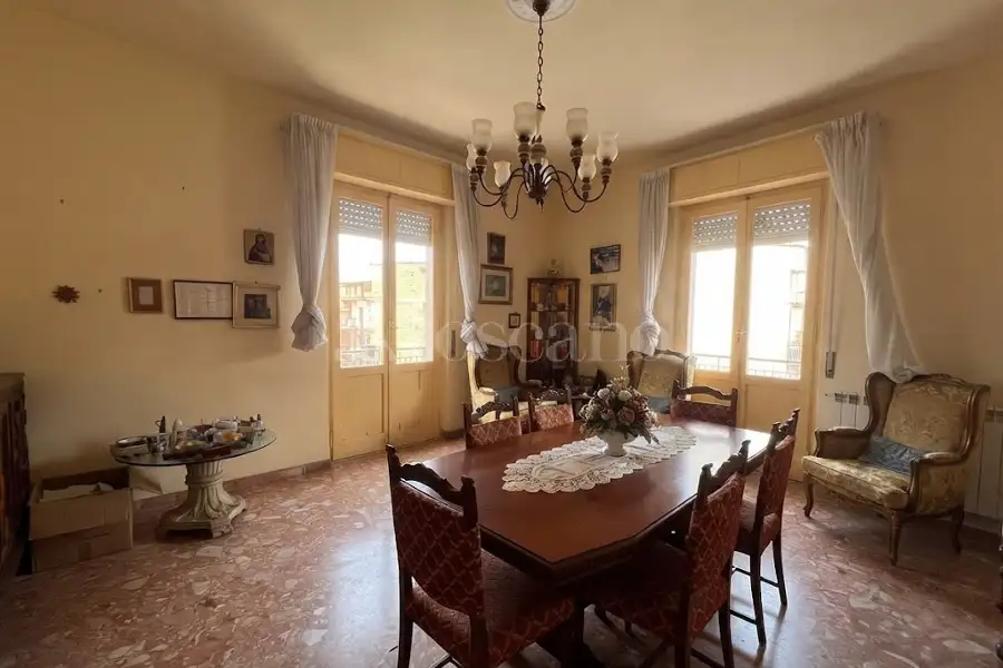 Casa Indipendente in vendita di 270 mq a €210.000 (rif. 37/2026)