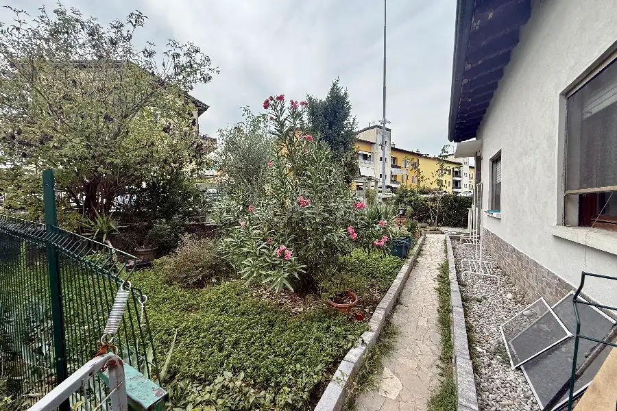 Casa Indipendente in vendita di 120 mq a €215.000 (rif. 30/2026)
