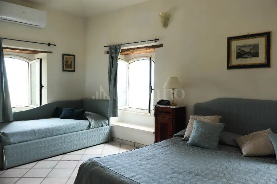 Albergo in vendita di 2.500 mq trattativa riservata (rif. 4/2025)