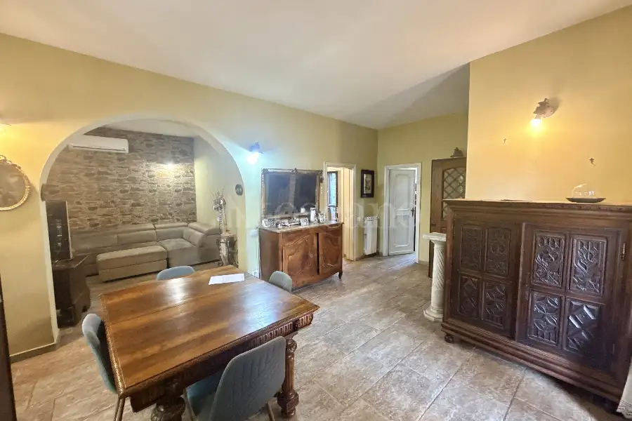 Casa Indipendente in vendita di 255 mq a €379.000 (rif. 66/2026)