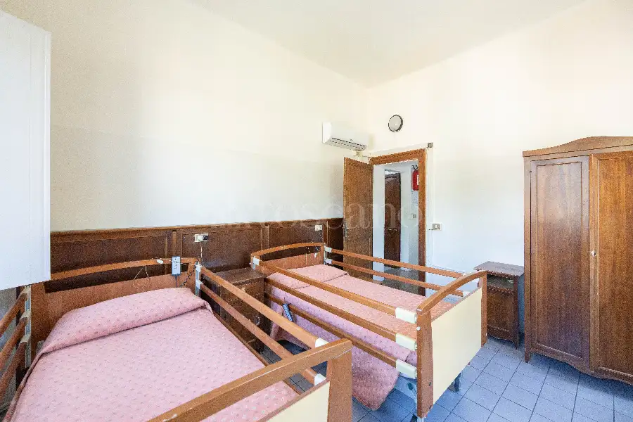 Villa in vendita di 800 mq a €3.500.000 (rif. 22/2026)