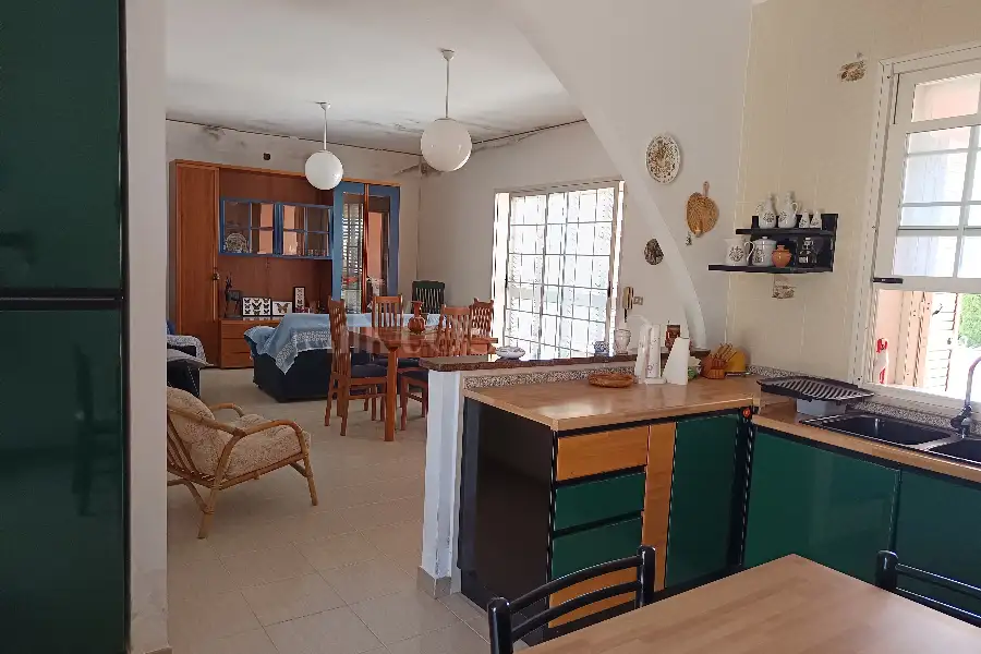 Villa in vendita di 470 mq a €698.000 (rif. 76/2026)