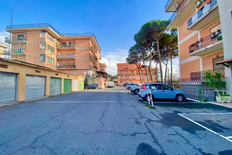 Box in vendita di 15 mq a €19.500 (rif. 13/2025)