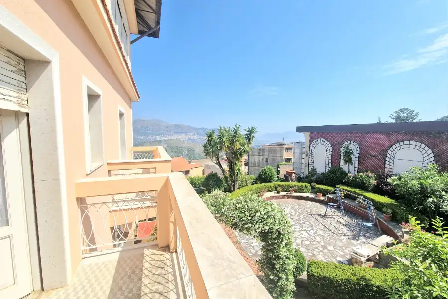 Villa in vendita di 275 mq a €275.000 (rif. 61/2026)