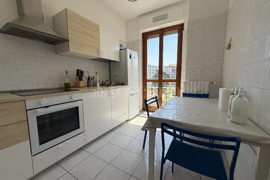 Stanza in affitto di 15 mq a €1.000 (rif. 38/2026)