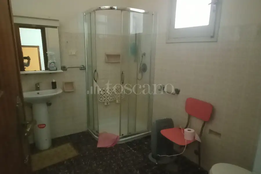 Casa Indipendente in vendita di 458 mq a €185.000 (rif. 39/2026)