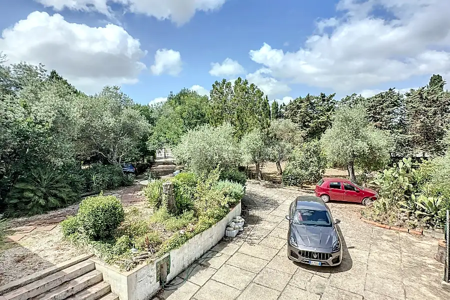 Casa Indipendente in vendita di 400 mq a €430.000 (rif. 186/2024)