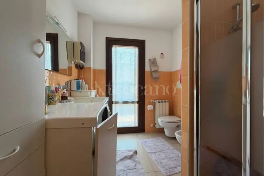 Villa Bifamiliare in vendita di 182 mq a €379.000 (rif. 75/2026)