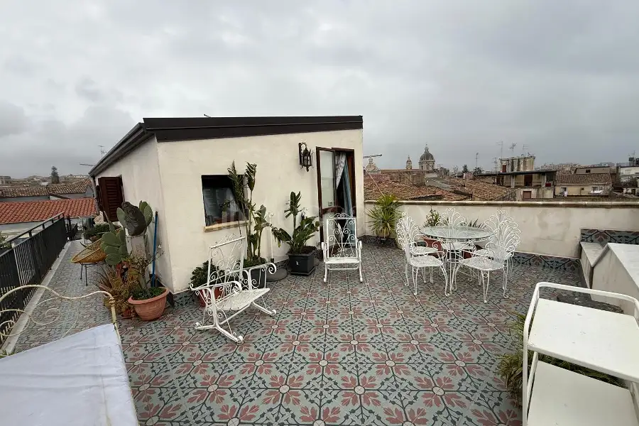 Attico in affitto di 50 mq a €1.000 (rif. 34/2026)