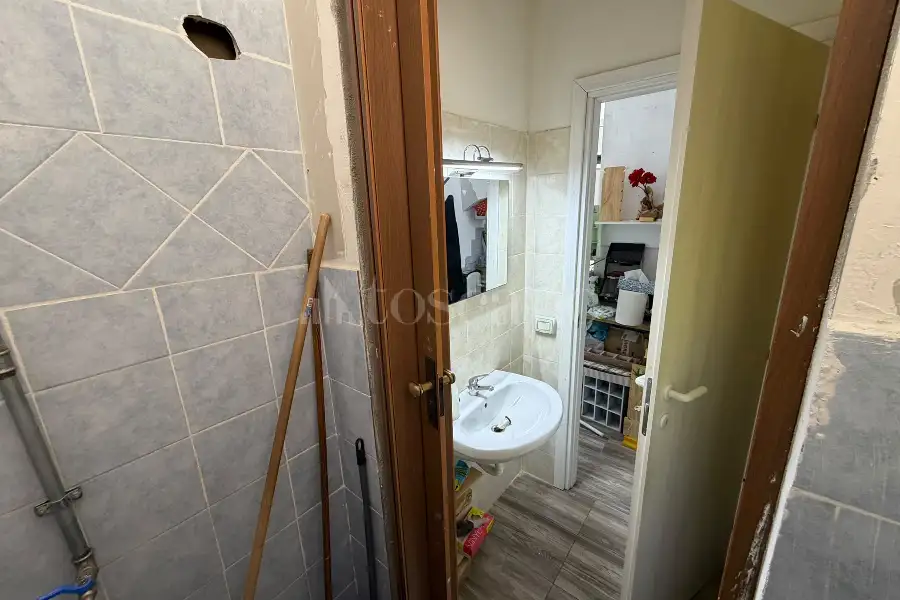 Negozio in vendita di 35 mq a €105.000 (rif. 49/2026)