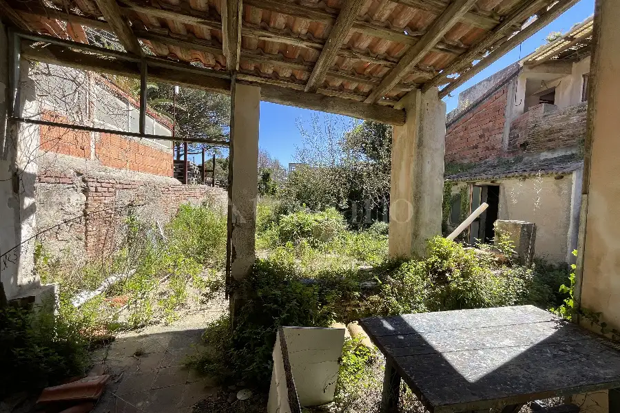 Casa Indipendente in vendita di 122 mq a €75.000 (rif. 15/2026)