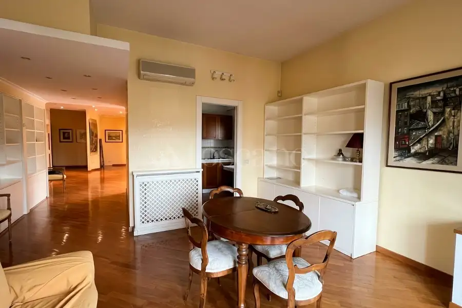 Casa in vendita di 172 mq a €690.000 (rif. 33/2026)