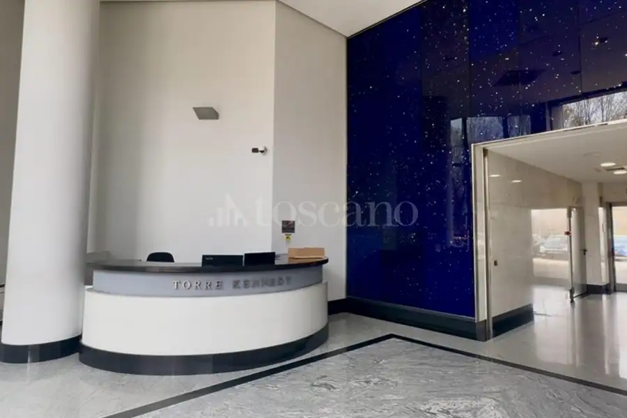 Ufficio in vendita di 115 mq a €350.000 (rif. 7/2026)