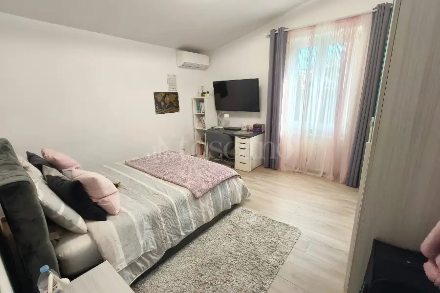 Villa in vendita di 150 mq a €649.000 (rif. 19/2026)