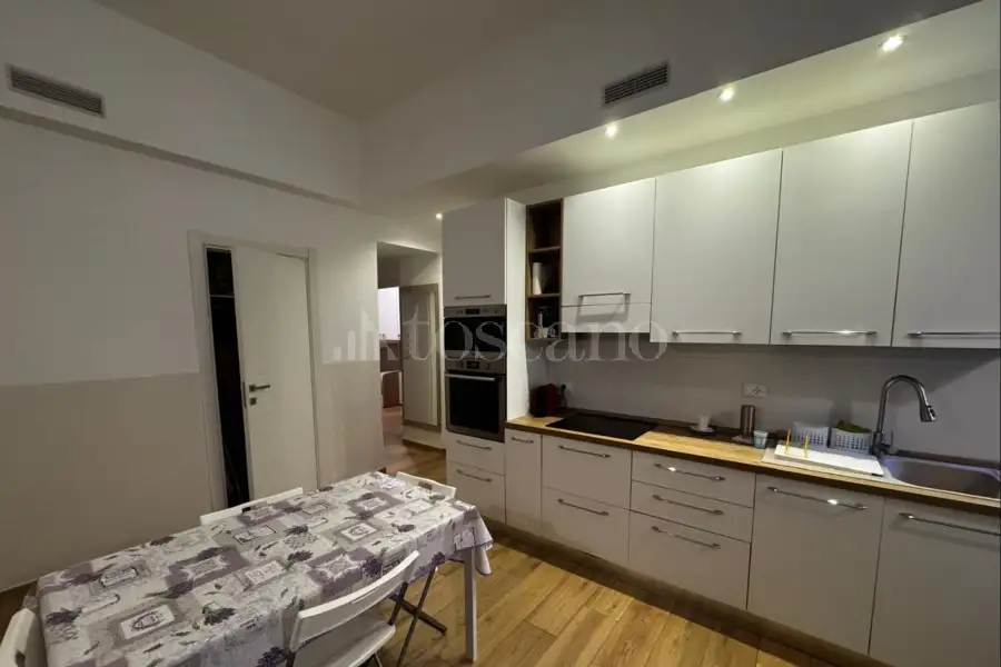 Casa in affitto di 70 mq a €1.800 (rif. 22/2026)