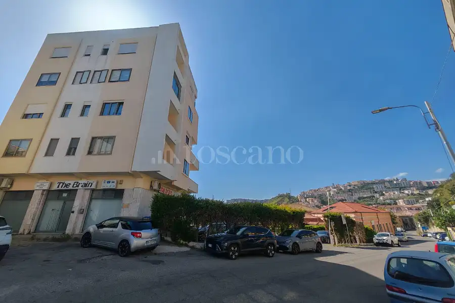 Magazzino in vendita di 368 mq a €210.000 (rif. 47/2026)