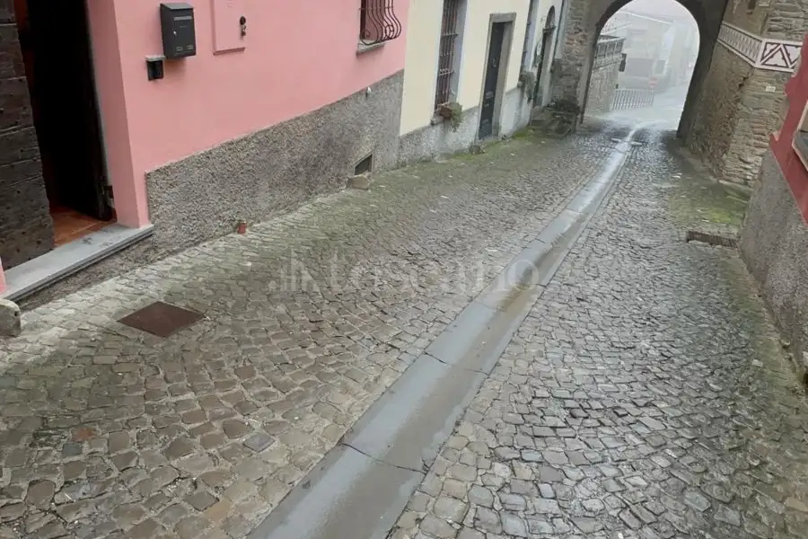 Casa Indipendente in vendita di 266 mq a €185.000 (rif. 64/2025)