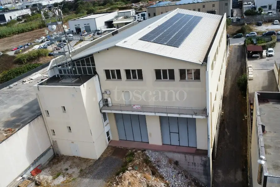 Capannone in vendita di 310 mq a €250.000 (rif. 214/2026)