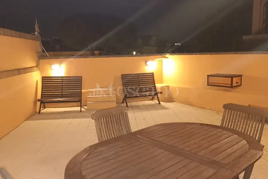 Attico in vendita di 116 mq a €990.000 (rif. 16/2026)