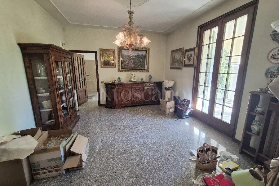 Villa in vendita di 330 mq trattativa riservata (rif. 3/2026)