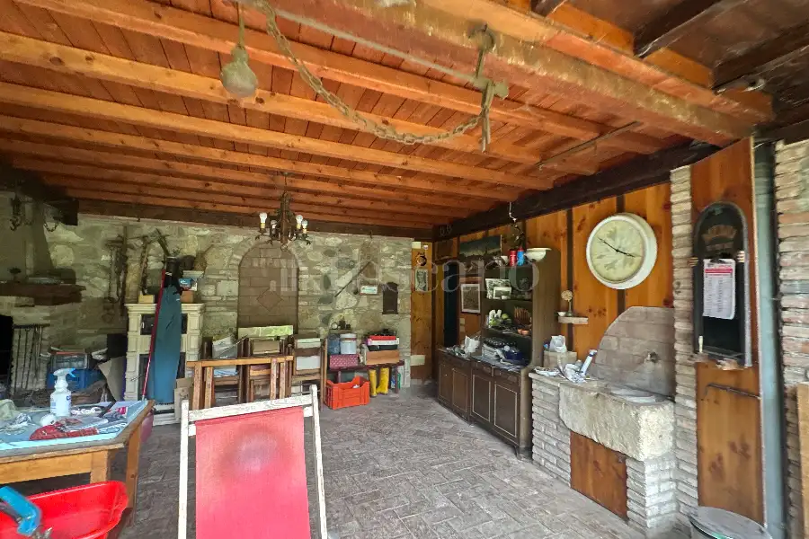 Casa Indipendente in vendita di 90 mq a €780.000 (rif. 57/2026)