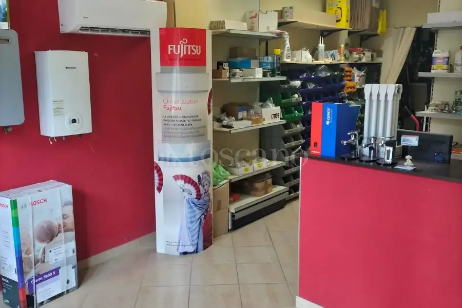 Negozio in vendita di 40 mq a €85.000 (rif. 37/2026)
