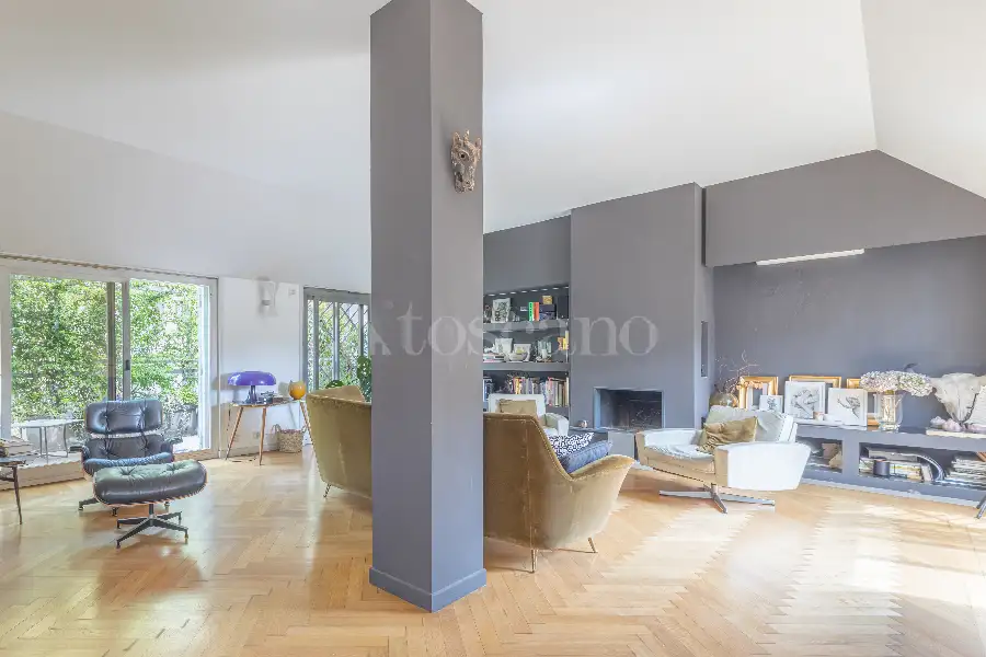 Casa in vendita di 210 mq a €2.600.000 (rif. 45/2026)