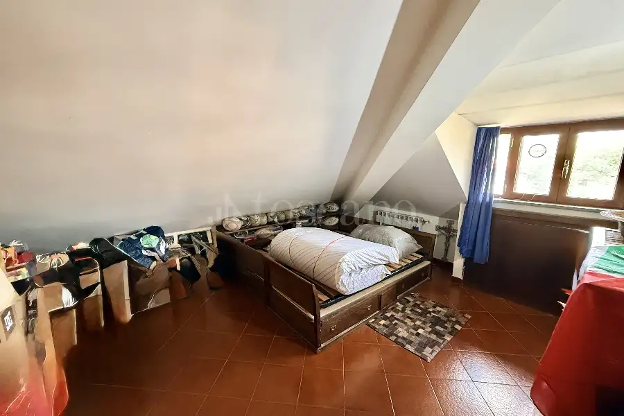 Attico in vendita di 230 mq a €189.000 (rif. 54/2026)